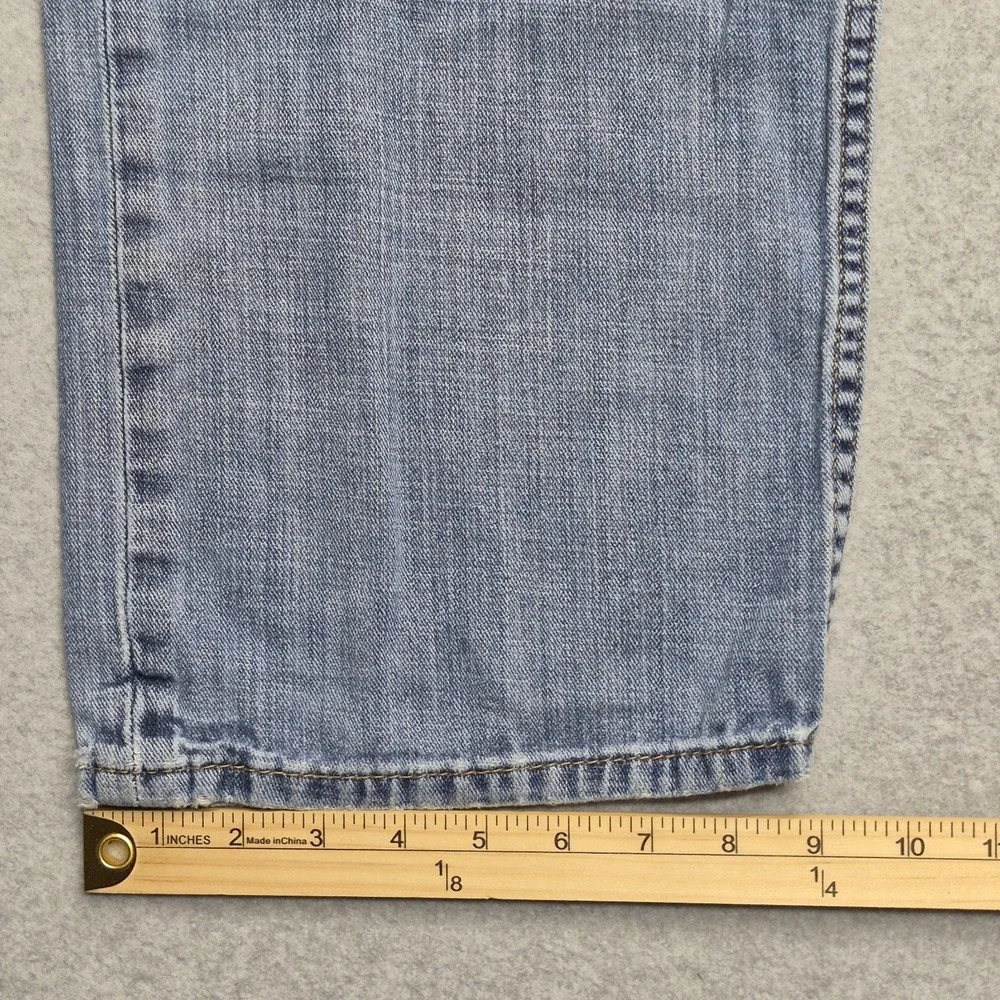Levi's 514 Jeans Men's 40 x 30 Blue Straight Leg Light Wash Denim